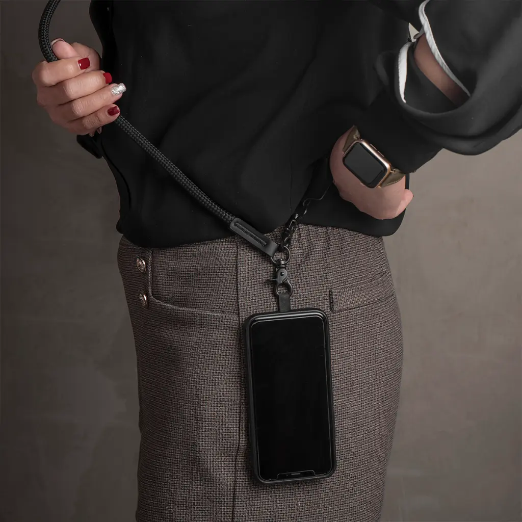 BND999_DYO_lifestyle_4.webp